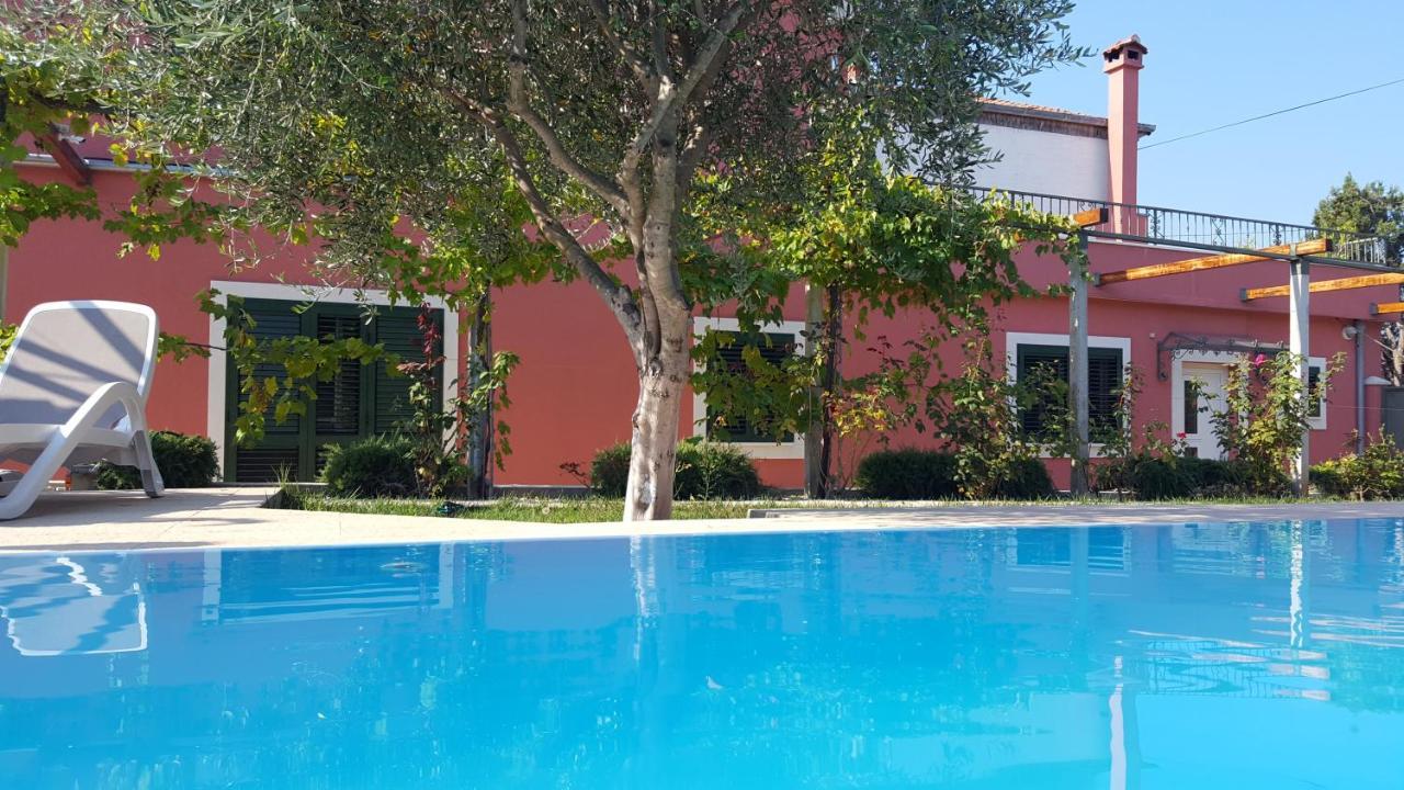 Villa Luna Sutomiscica Eksteriør billede
